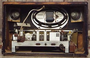 Telefunken Concertino�������ڲ�ͼ